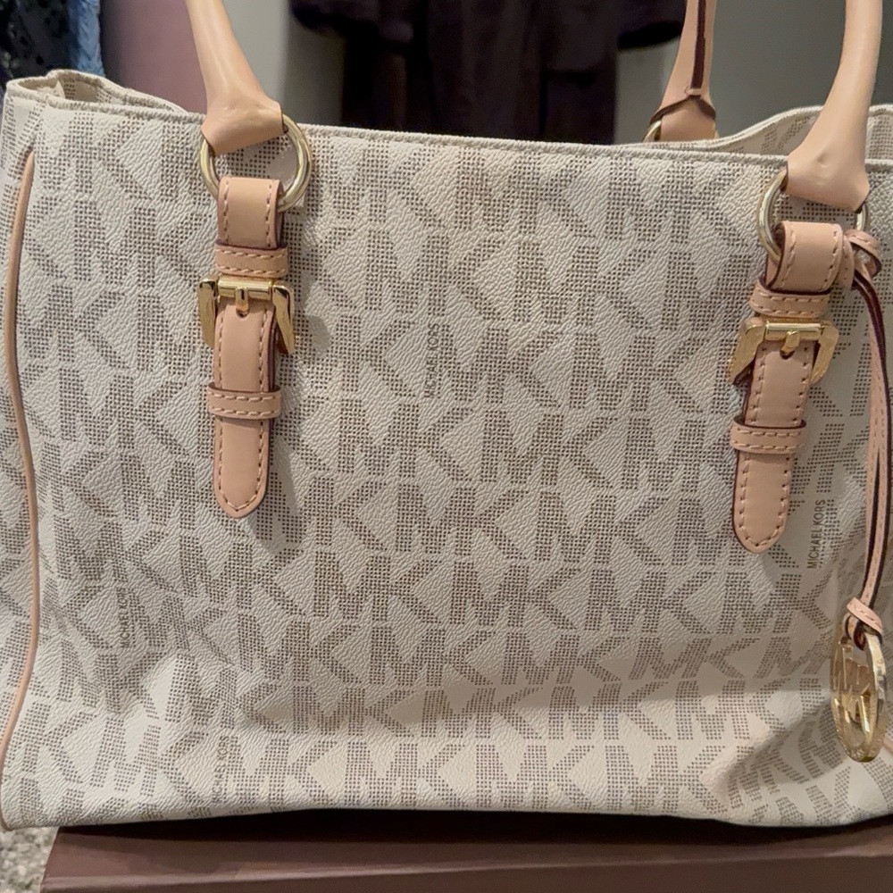 Michael Kors Cream and Tan Logo Tote - Picture 4 of 6